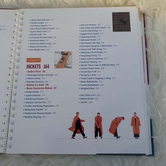 Coffee Table Book Power Sewing by Sandra Betzina - Picture 7 of 10